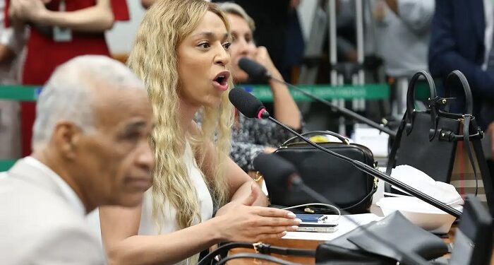 Erika Hilton: MPF pede condenação de Ratinho e SBT