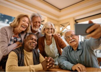 Brasil entra na 4ª idade: envelhecimento pressiona famílias