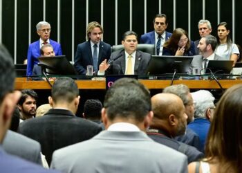 Senado também derruba veto de Lula e beneficia Bolsonaro