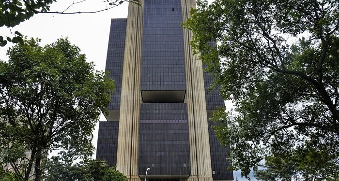 Banco Central reduz juros básicos para 14,5% ao ano