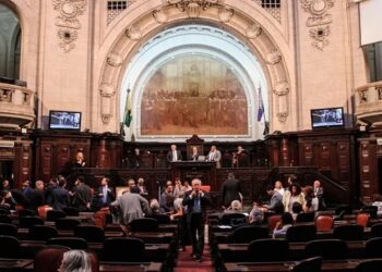 Rio falido: deputados da direita cobram mais verbas para emendas