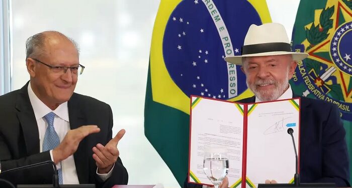 Lula assina promulgação do acordo UE-Mercosul