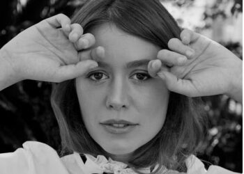 Filha de Tom Jobim rebate fama: “Ninguém é celebridade”