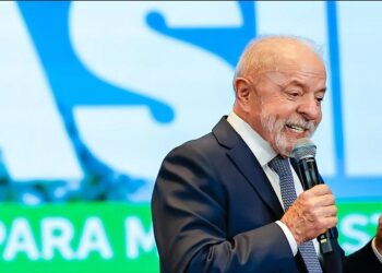 Lula celebra queda histórica de homicídios no país