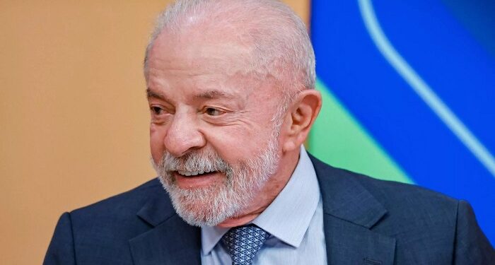 Lula: – “Muito dinheiro na mão de poucos significa miséria”