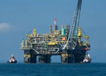Petrobras atinge recorde na produção de petróleo e gás
