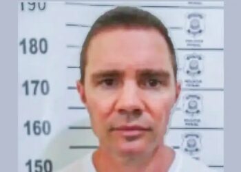 Escândalo com Flávio Bolsonaro trava delação de Vorcaro