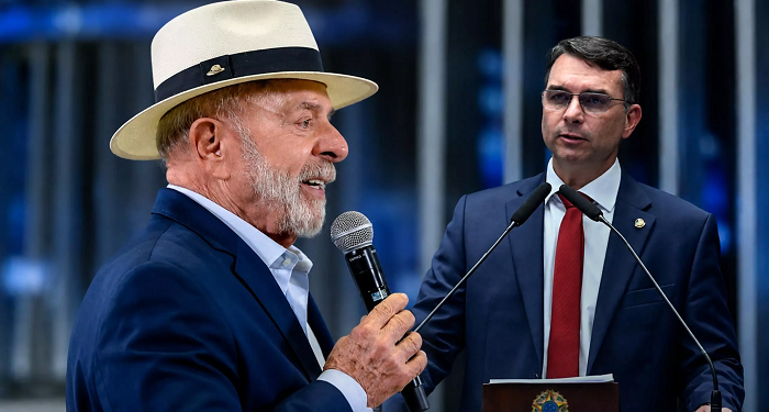 Lula: Filhos de Bolsonaro enriqueceram com Vorcaro