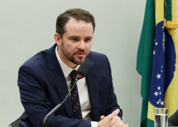 Durigan critica PEC do BC por criar “novo Poder”