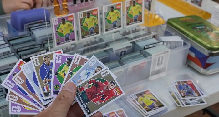 Trocar figurinhas barateia álbum da Copa