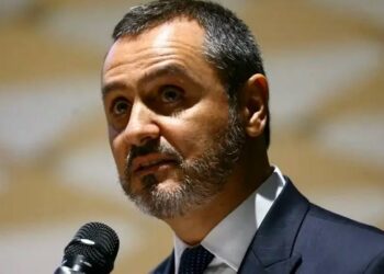 PF quer acionar Interpol para rastrear finanças de Vorcaro