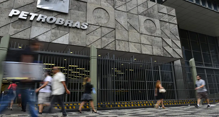 Petrobras reduz preço do diesel nesta segunda-feira