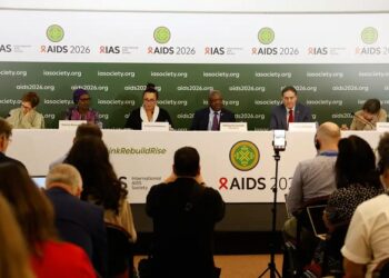 Avanços contra o HIV correm risco sem investimentos