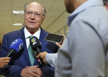 Setores afetados por tarifaço dos EUA terão socorro