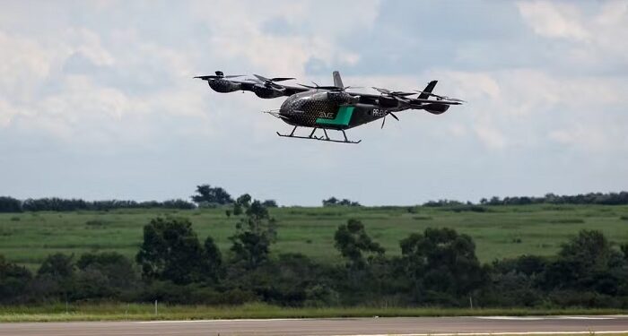 Embraer fecha acordos para até 46 ‘carros voadores’ nos EUA e Suíça