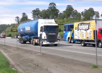 Sob pressão, Senado aprova MP do Frete para caminhoneiros