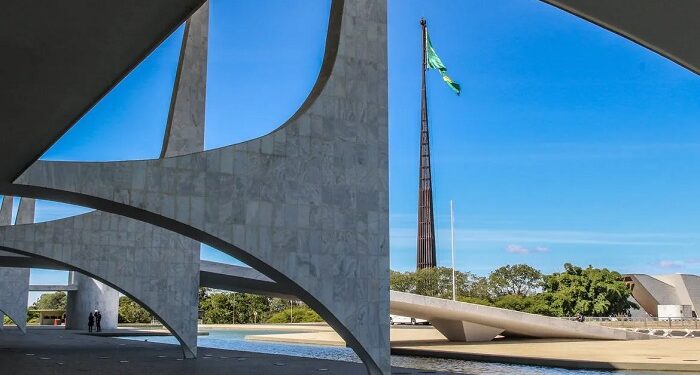 Planalto avalia que EUA devem aplicar novo tarifaço