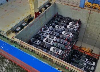 Importação de carros chineses dobra no Brasil e exportações caem
