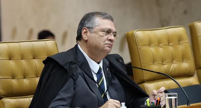 Dino aciona PF por fraudes de R$ 55 mi nas ‘emendas PIX’