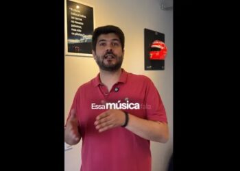 Filho de Renato Russo libera música do Legião para Zé Dirceu