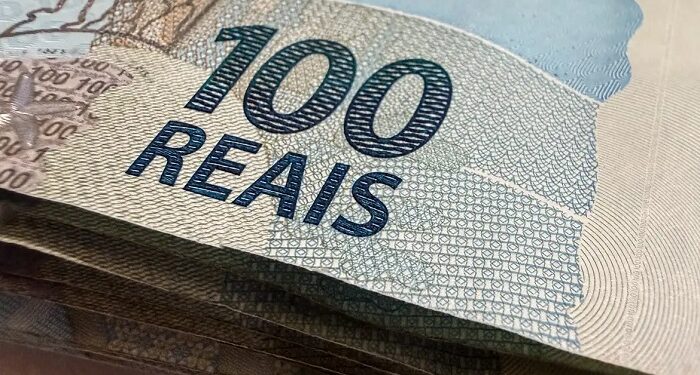 Orçamento de 27 estima superávit de R$ 83,4 bilhões