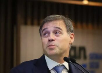 Parceiro de Vorcaro repassou R$ 5,2 mi a instituto de Mendonça
