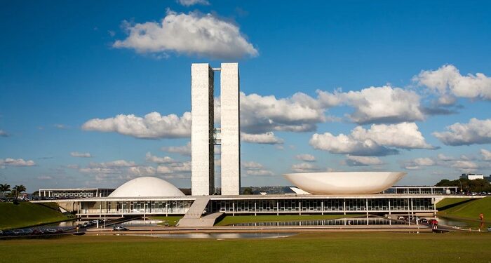“Centrão” deve seguir no comando da Câmara e do Senado