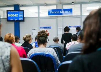 Fila de espera por perícia do INSS é zerada em agosto