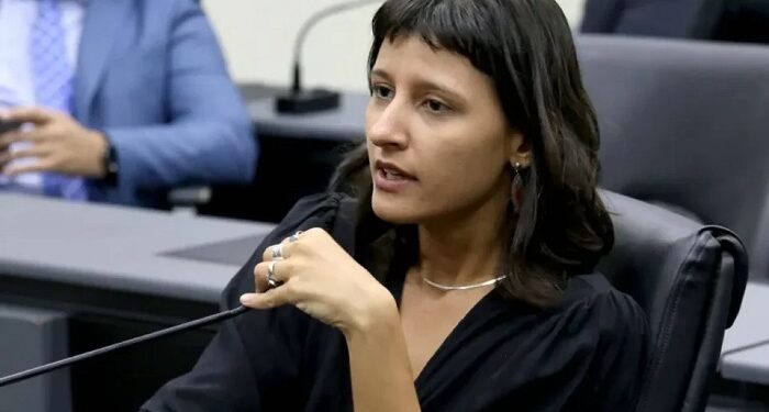 Candidata é alvo de ameaças de morte e violência sexual