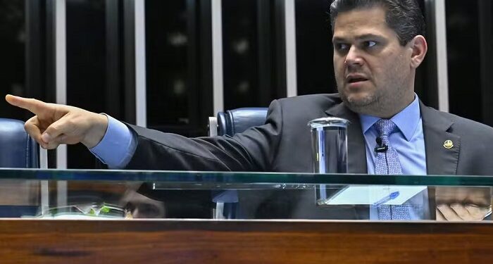 Senado prevê votar PEC que acaba com escala 6×1 na quarta-feira