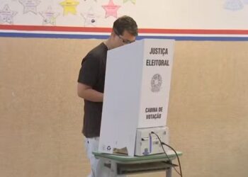 40 milhões de eleitores deixaram de votar, nulos e brancos