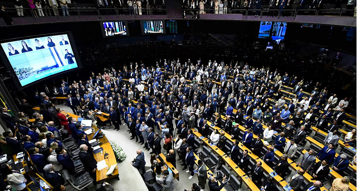 CF terá 183 novos deputados e maior bancada feminina da história