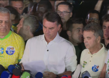 Bastidores: Flávio ignorou equipe e falou em anular eleição