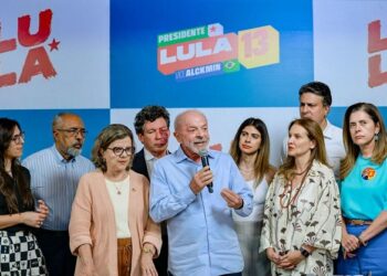 Lula demonstra otimismo com fim da escala 6×1