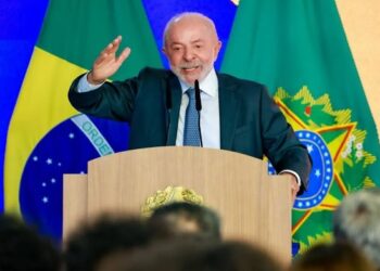 Lula vai autorizar nesta terça-feira Justiça quebrar seu sigilo