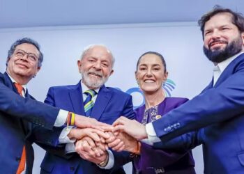 Líderes da direita na AL parabenizam Lula, que freou “onda azul