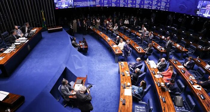 Senado aprova aumento do teto do MEI e perdão de dívidas