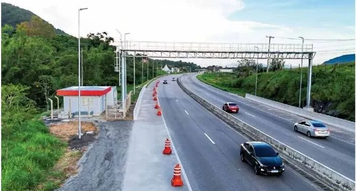 Governo assina contrato para estruturar concessão de rodovias